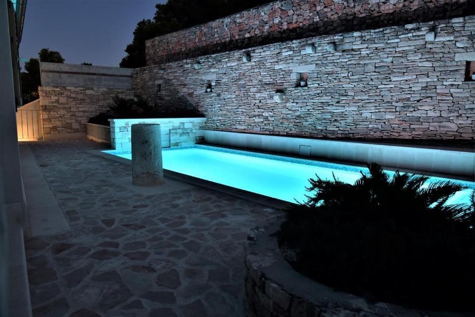 Villa Aries Supetar Exterior photo